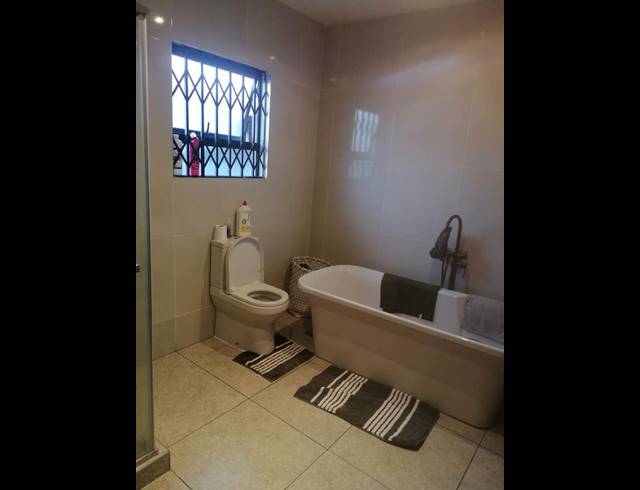 3 BEDROOM HOUSE FOR SALE IN PROTEA GARDEN